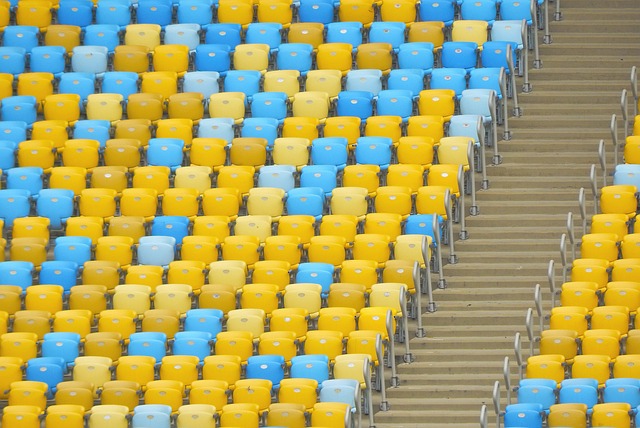 亚斯与吉鲁 亚斯与吉鲁